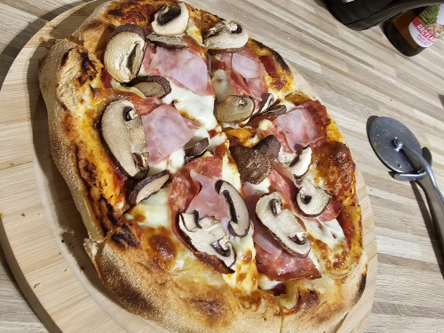 Another pizza pie