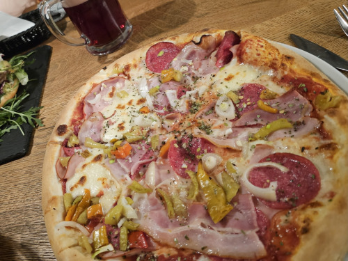 Banolli pizza
